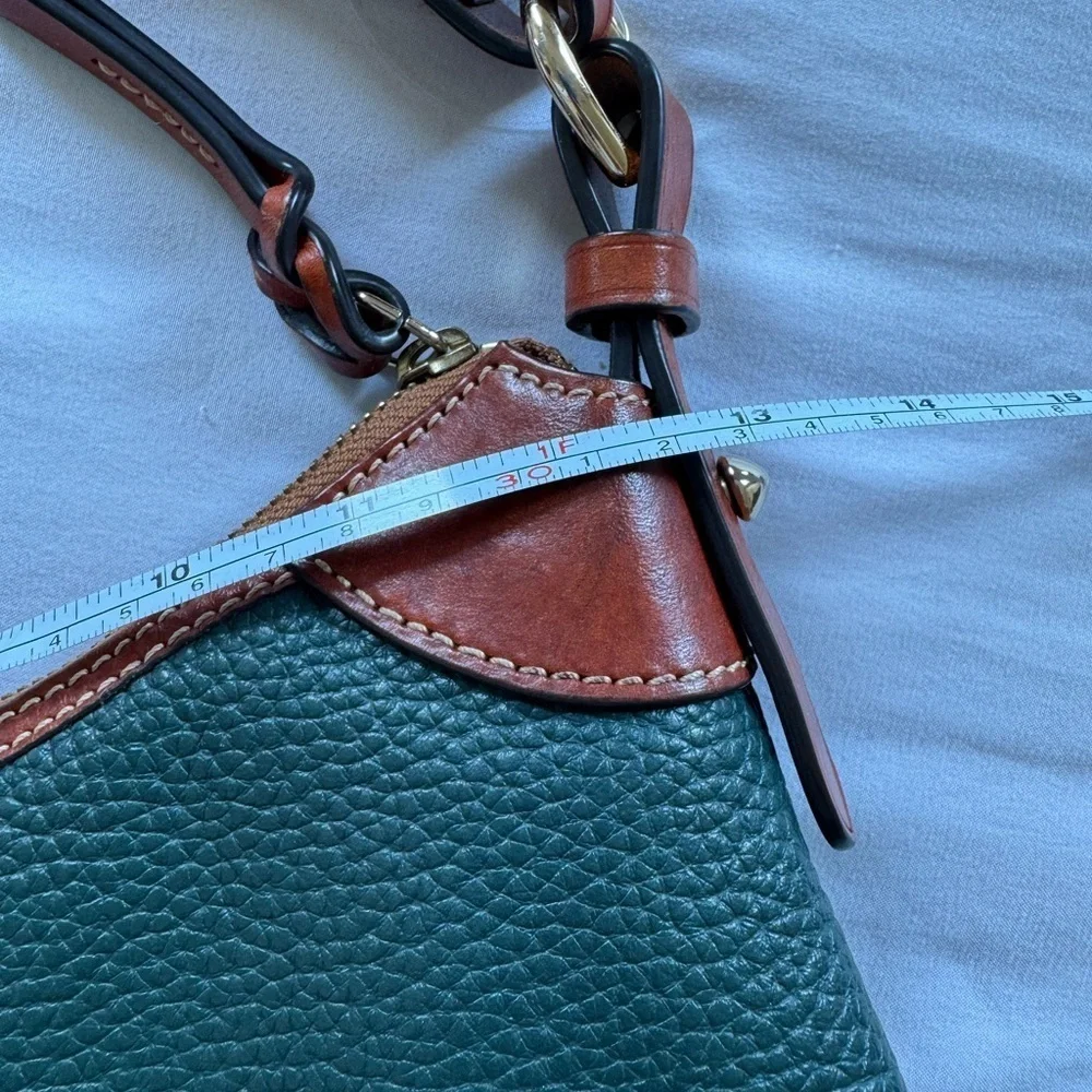 Dooney & Bourke Green Pebble Grain Hobo bag / purse